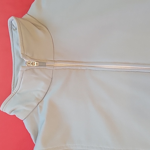 Women's Nike zip up top - Picture 13 of 13